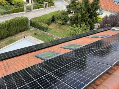 Installation d'un kit photovoltaïque d'une puissance de 9KWC à PONT DE CLAIX 38800 ISERE