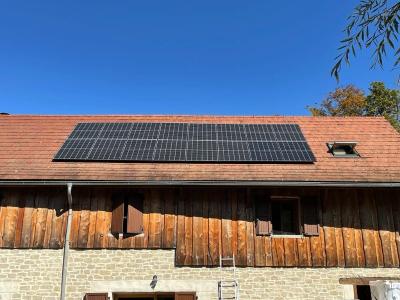 Installation photovoltaïques et pompe à chaleur Air/Eau à Miribel les échelles 